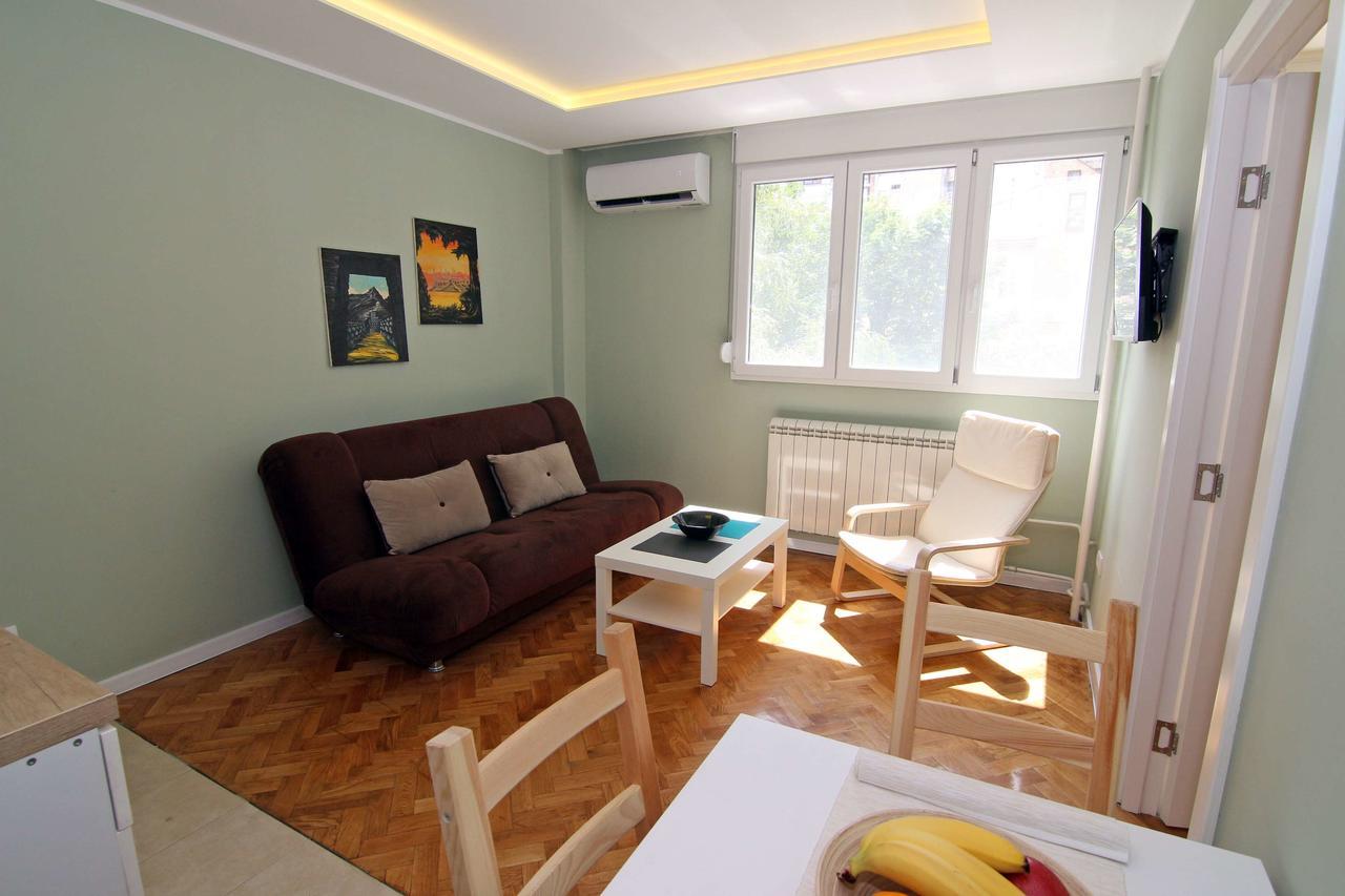 Apartmani 27 เบลเกรด ภายนอก รูปภาพ